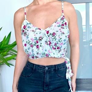 Potter’s Pot floral crop top